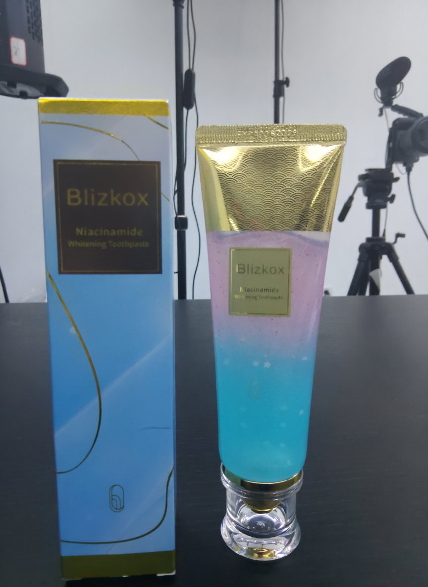 šššNicotinamide Whitening Toothpaste ā Removes Stains, Freshens Breath